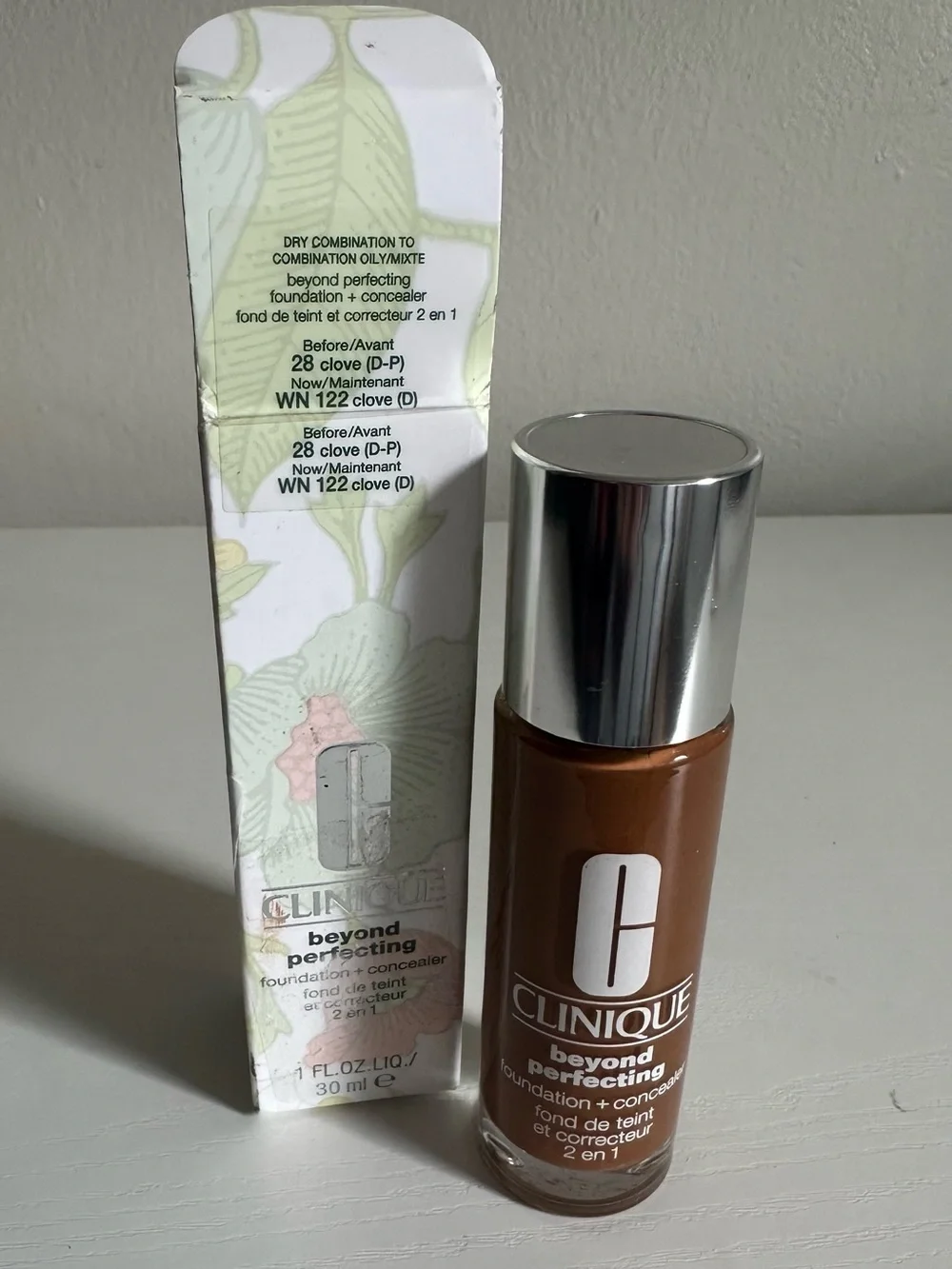 Clinique Beyond Perfecting Foundation + Concealer